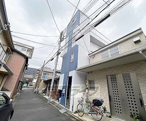 京都府京都市中京区西ノ京南上合町 築35年10ヶ月 3階建