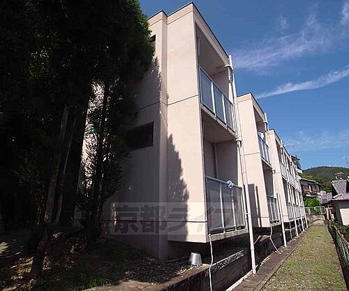 京都府京都市右京区鳴滝音戸山町 築19年2ヶ月 2階建