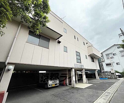 京都府京都市右京区嵯峨北堀町 3階建 築33年9ヶ月