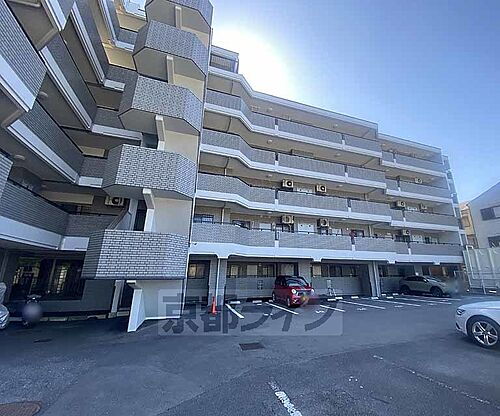 京都府京都市右京区常盤山下町 賃貸マンション