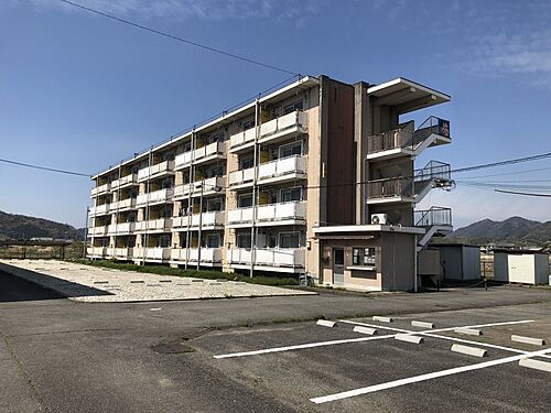 兵庫県加西市中富町 5階建 築59年2ヶ月