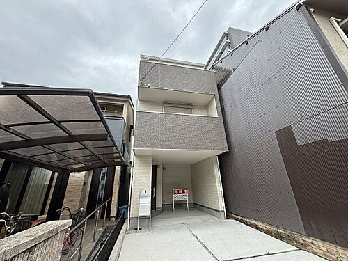 兵庫県姫路市忍町 3階建 築1年7ヶ月