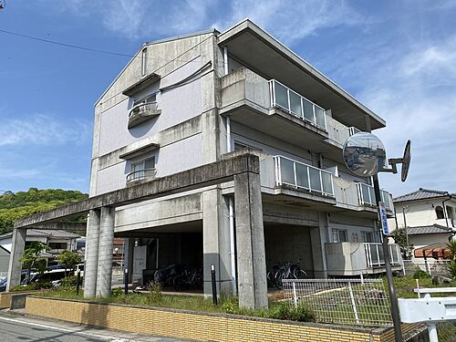 兵庫県たつの市龍野町日山 3階建 築35年3ヶ月