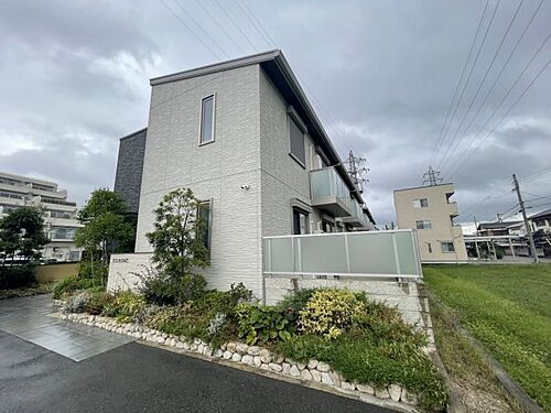 兵庫県姫路市土山５丁目 2階建