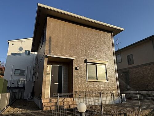 兵庫県三木市志染町青山１丁目 築14年6ヶ月 2階建