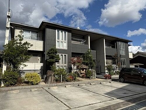 兵庫県加古川市別府町新野辺 築9年11ヶ月 2階建