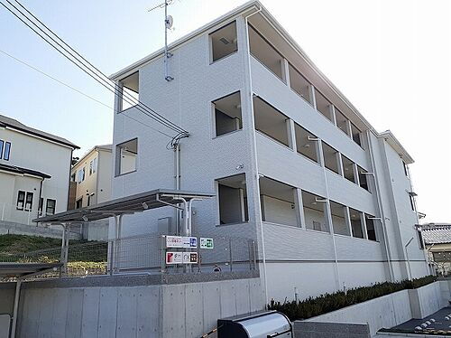 大阪府吹田市佐井寺１丁目 3階建 築2年7ヶ月