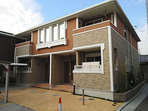 大阪府八尾市田井中４丁目 2階建 築12年
