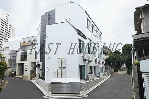 東京都新宿区北新宿３丁目 3階建 築5年4ヶ月