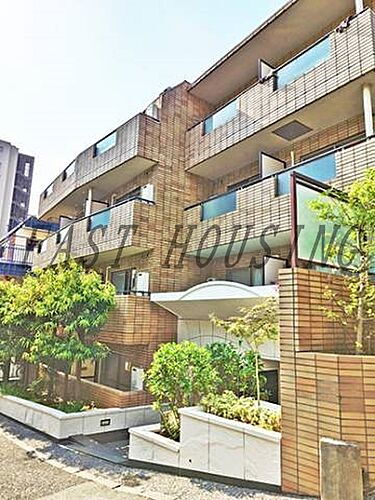 東京都新宿区払方町 賃貸マンション