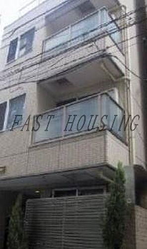 東京都新宿区三栄町 4階建 築22年1ヶ月