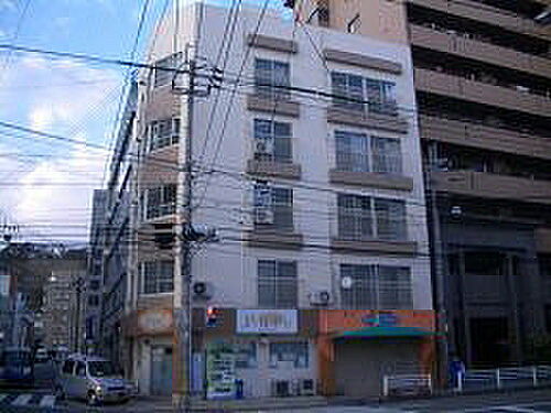 池田マンション 5階建