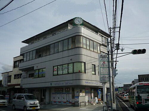 兵庫県姫路市辻井６丁目 4階建