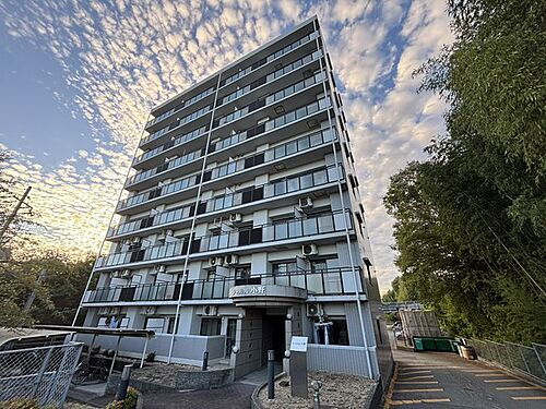 兵庫県小野市下来住町 賃貸マンション