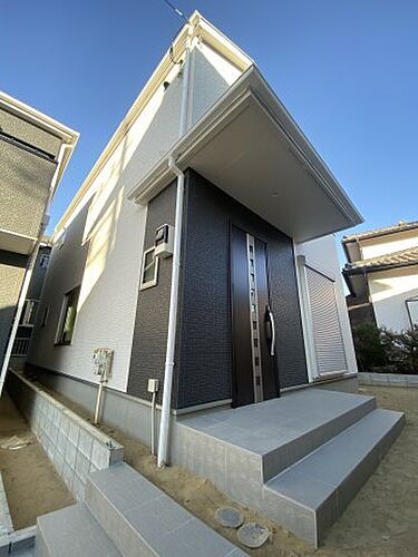 千葉県千葉市若葉区千城台西１丁目 2階建 築2年10ヶ月
