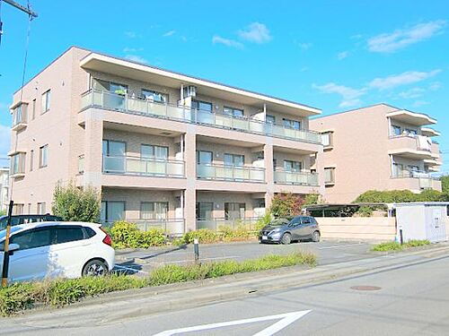 長野県長野市大字稲葉 3階建 築24年10ヶ月