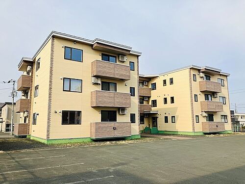 北海道北見市中央三輪９丁目 賃貸アパート