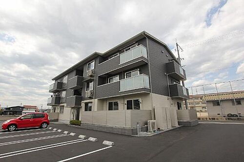 広島県福山市駅家町大字江良 3階建