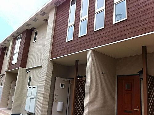 広島県府中市鵜飼町 2階建 築13年9ヶ月