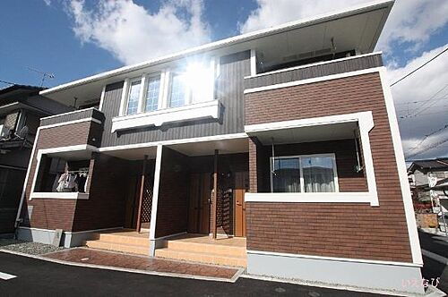 広島県福山市神辺町大字川南 2階建 築8年8ヶ月