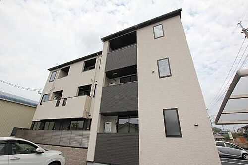 広島県福山市大門町４丁目 築6年5ヶ月 3階建