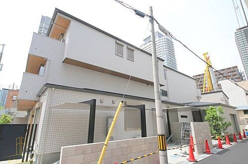 大阪府大阪市北区中崎１丁目 3階建