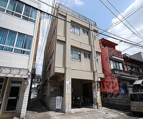 京都府京都市上京区今小路通御前通西入紙屋川町 4階建 築57年9ヶ月