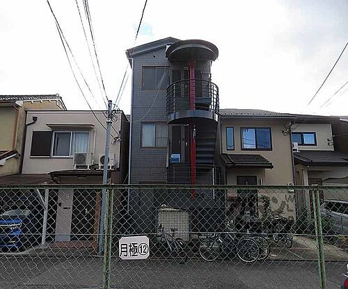 京都府京都市中京区西ノ京北壺井町 3階建 築35年9ヶ月