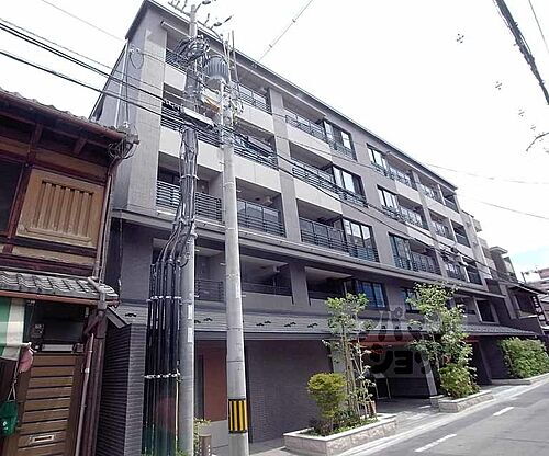 京都府京都市中京区油小路通三条下る三条油小路町 賃貸マンション