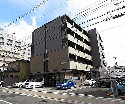 京都府京都市中京区西ノ京北壺井町 築3年9ヶ月 5階建