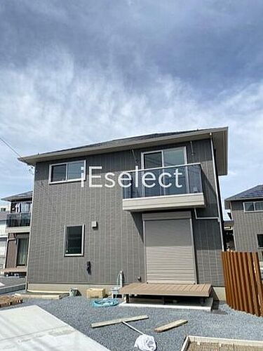 千葉県市原市玉前 2階建 