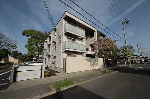 兵庫県姫路市飾磨区英賀宮町２丁目 3階建