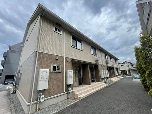 兵庫県姫路市飾磨区都倉１丁目 2階建
