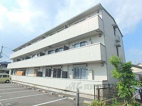 滋賀県草津市橋岡町 築17年7ヶ月 3階建