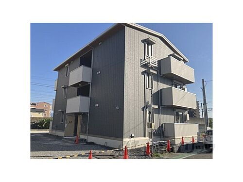 滋賀県草津市西矢倉２丁目  3階建