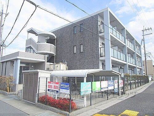 滋賀県甲賀市水口町虫生野虹の町 3階建 築15年2ヶ月