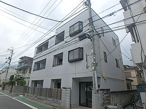 東京都板橋区蓮根２丁目 3階建