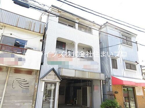 大阪府寝屋川市楠根南町 築32年7ヶ月 3階建