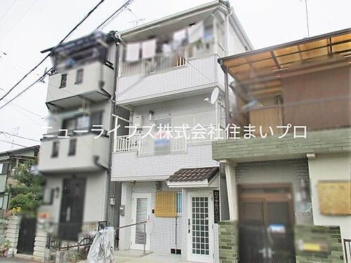大阪府寝屋川市秦町 築33年10ヶ月 3階建