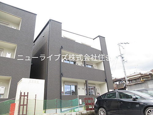 大阪府寝屋川市中神田町 築4年5ヶ月 3階建