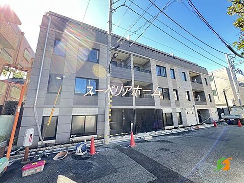 東京都新宿区市谷砂土原町１丁目 5階建 