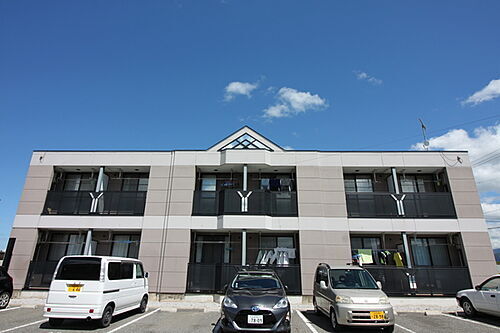 滋賀県長浜市西上坂町 2階建