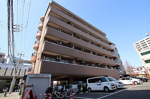 安田ビル 6階建