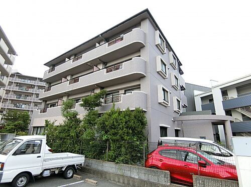 大阪府摂津市鶴野２丁目 賃貸マンション