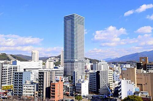グランクロスタワー広島アイコート 46階建