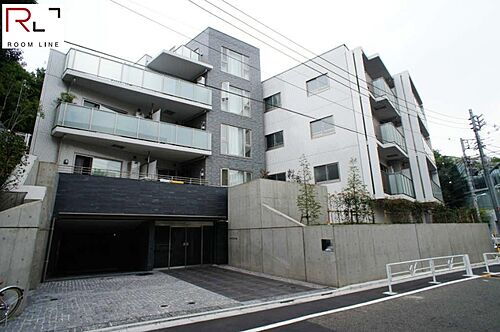 東京都渋谷区鉢山町 4階建 築10年4ヶ月