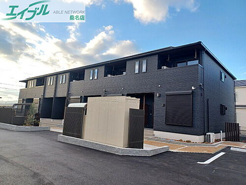 三重県三重郡川越町大字亀崎新田 賃貸アパート