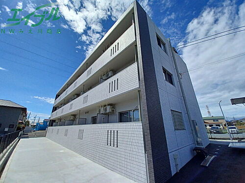 三重県桑名市大字和泉 賃貸マンション