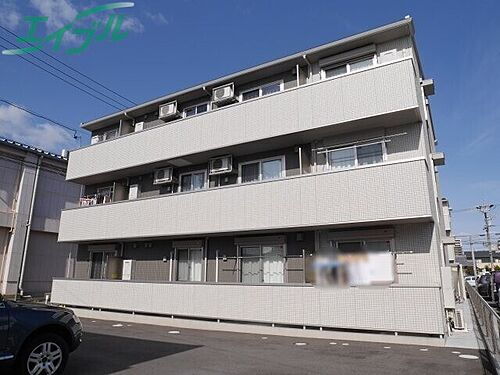 三重県四日市市十七軒町 賃貸アパート