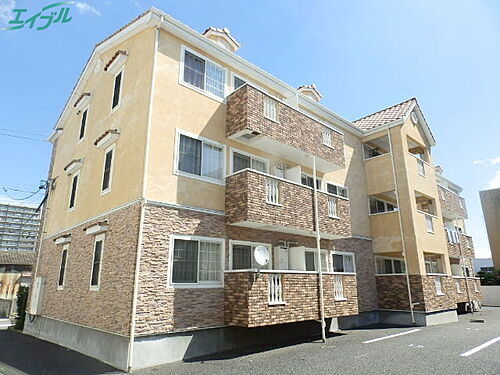 三重県四日市市滝川町 賃貸アパート